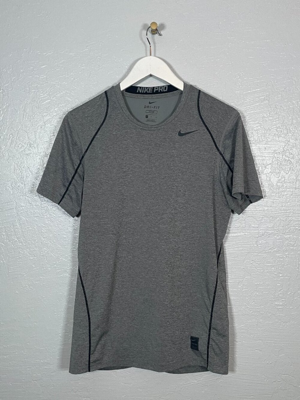 Nike Pro Men S Gray Cool Fitted T-Shirt Short Sleeve Running Athleisure Gym